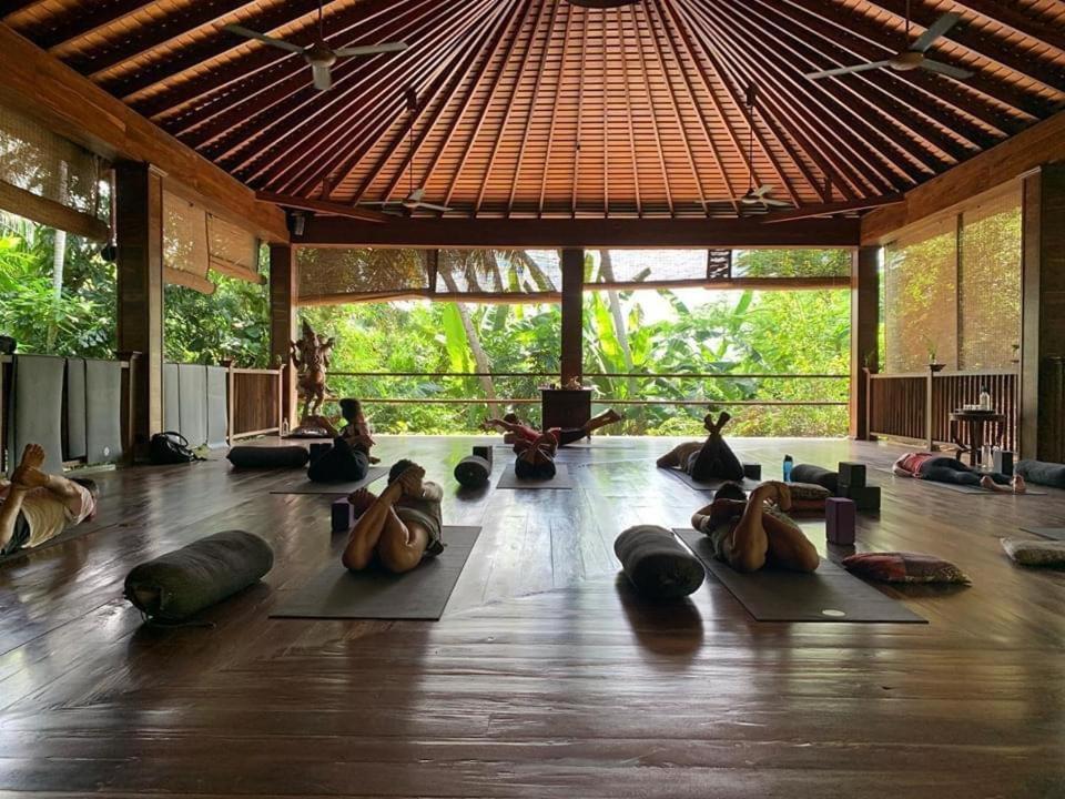 Sri Yoga Shala Bed & Breakfast Unawatuna Exterior photo